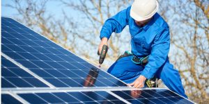Installation Maintenance Panneaux Solaires Photovoltaïques à Mennevret